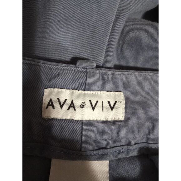 Ava and Viv Shorts Ladies 20 Khakis Navy - Picture 3 of 5